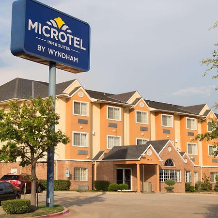 Microtel Inn & Suites By Wyndham Garland/Dallas Exterior foto
